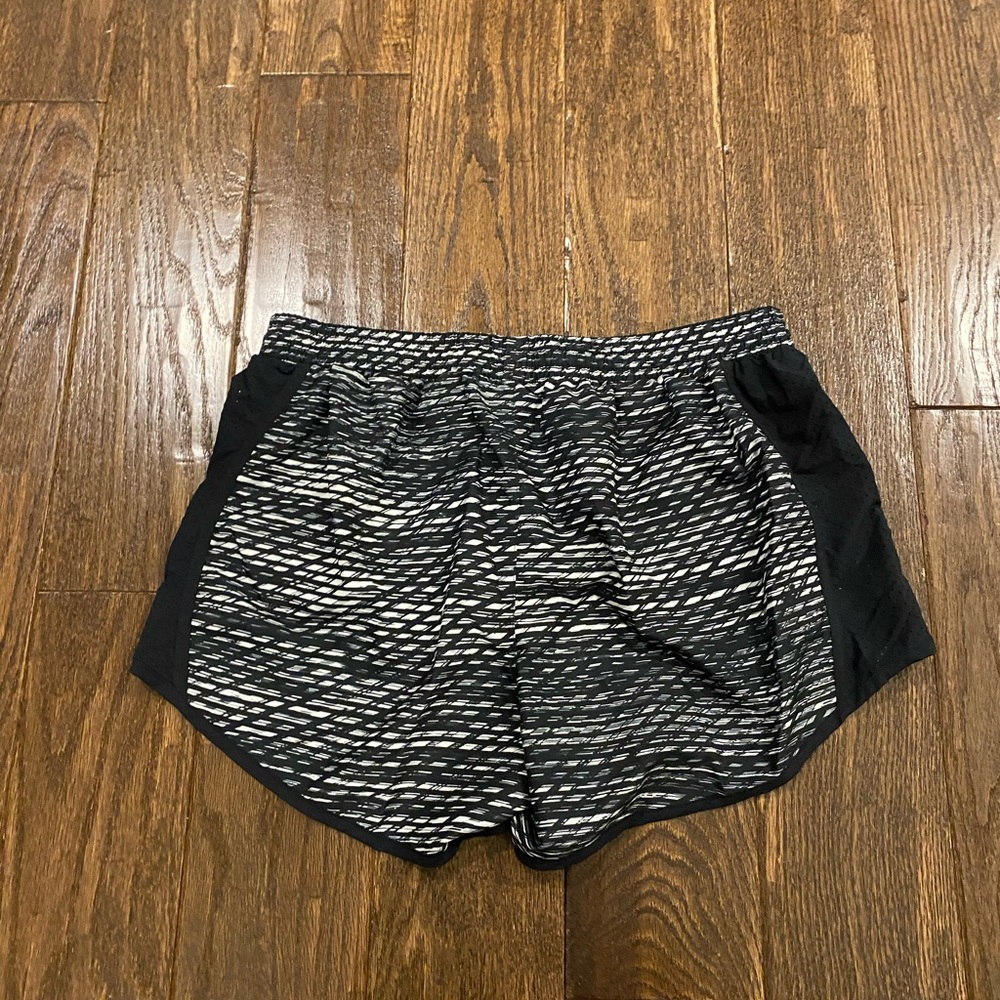 UA heat gear running shorts